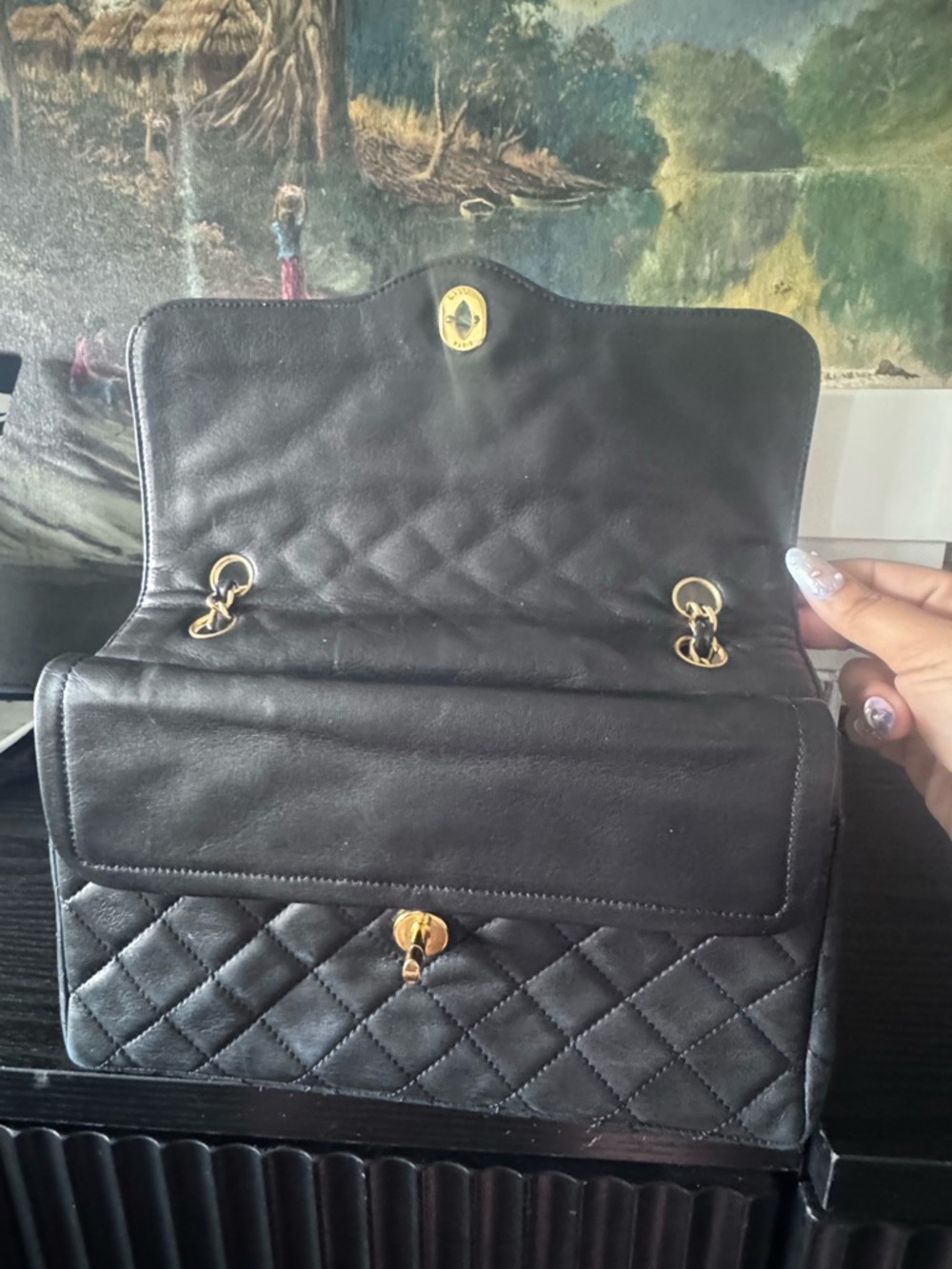 CHANEL Black Quilted Leather Shoulder Bag with Gold Hardware - Picture 8 of 12
